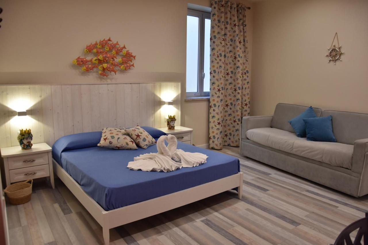 B&B Marina Blu Giardini Naxos Exterior foto