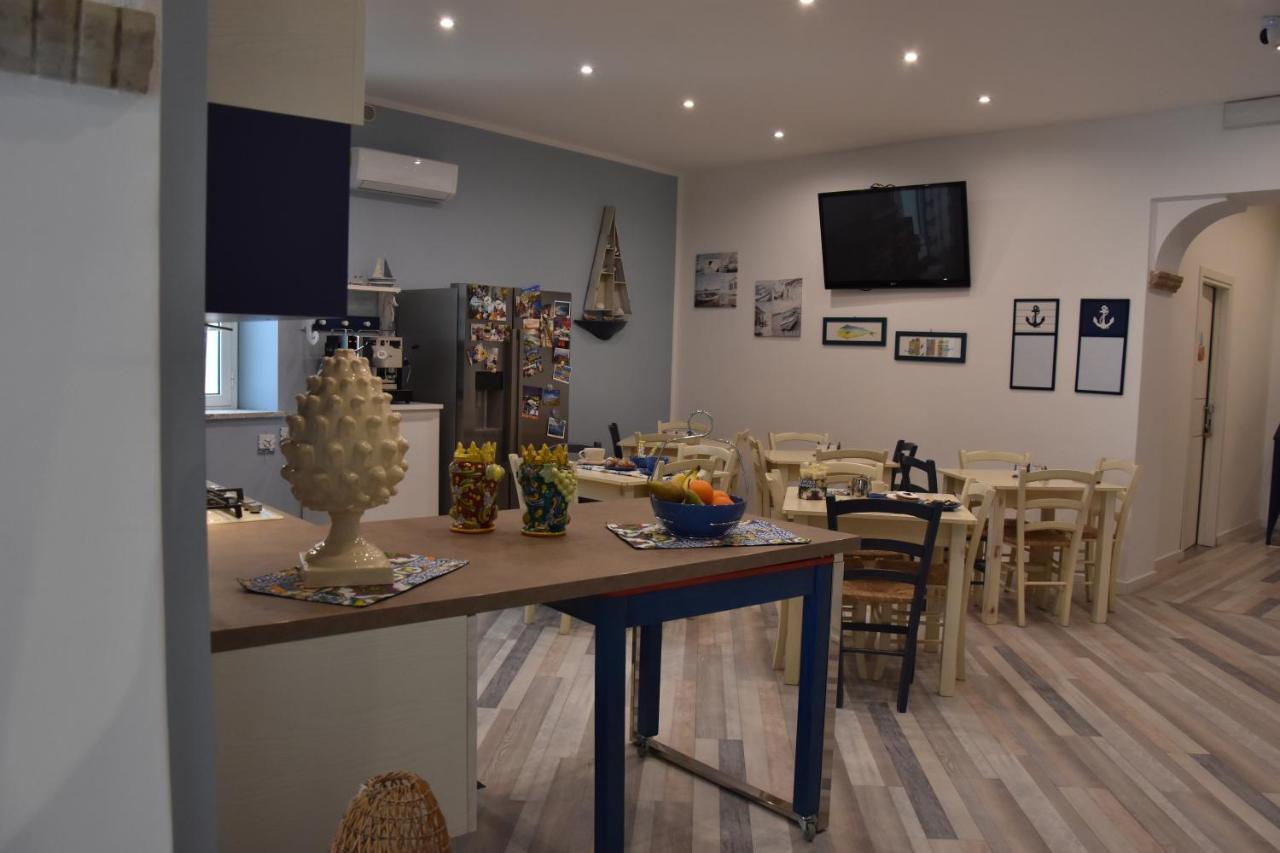 B&B Marina Blu Giardini Naxos Exterior foto
