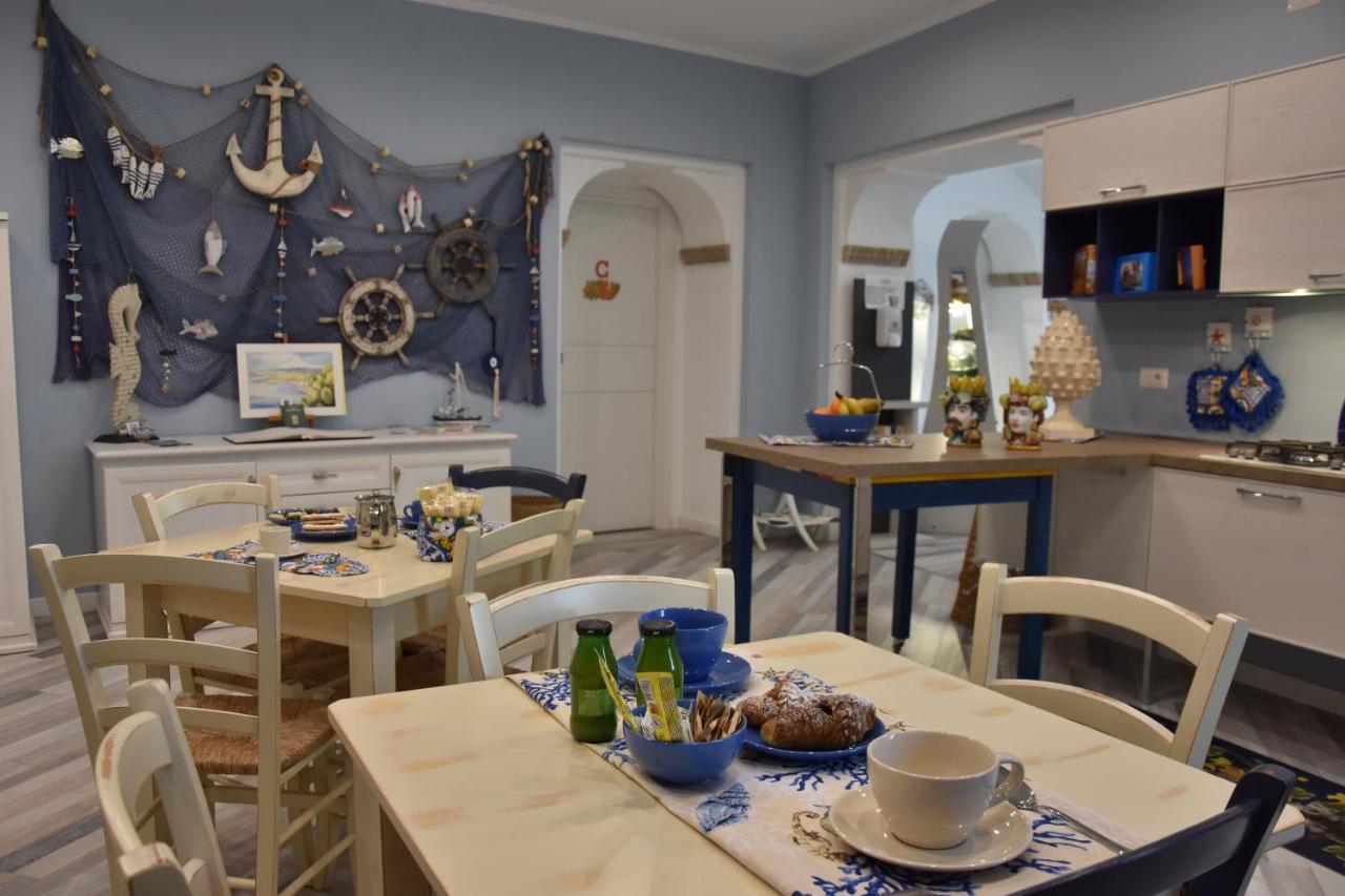B&B Marina Blu Giardini Naxos Exterior foto